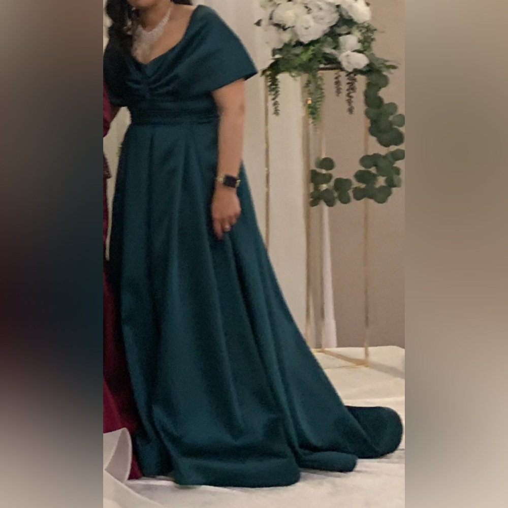 Gorgeous Silk Satin Ball Gown Dress - image 7